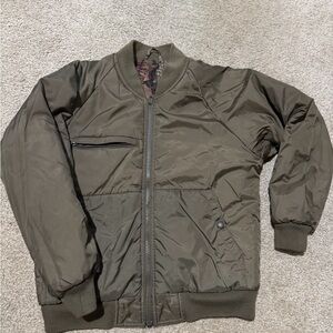 Cabelas boys reversible camo hunting jacket